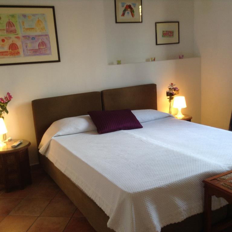 Vellutini Number One Apartment Florence Room photo