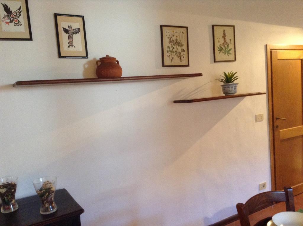 Vellutini Number One Apartment Florence Room photo