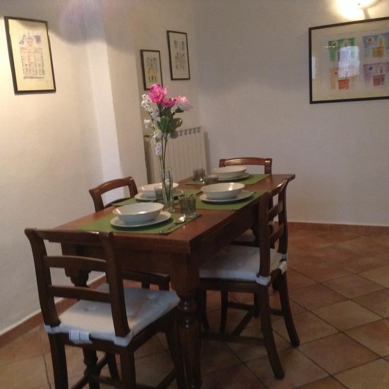 Vellutini Number One Apartment Florence Room photo