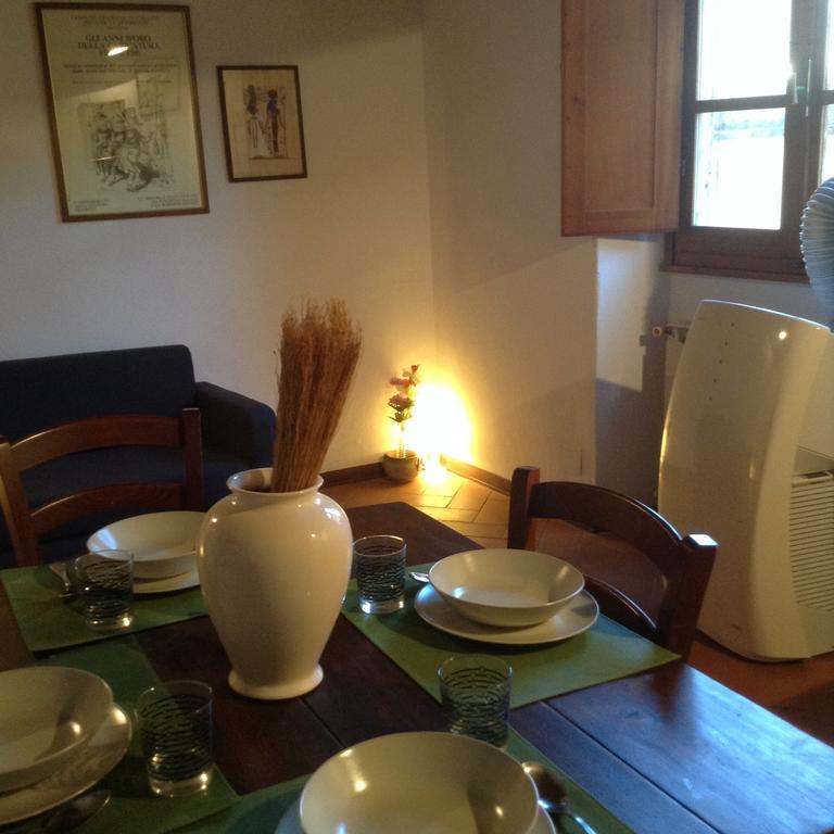 Vellutini Number One Apartment Florence Room photo